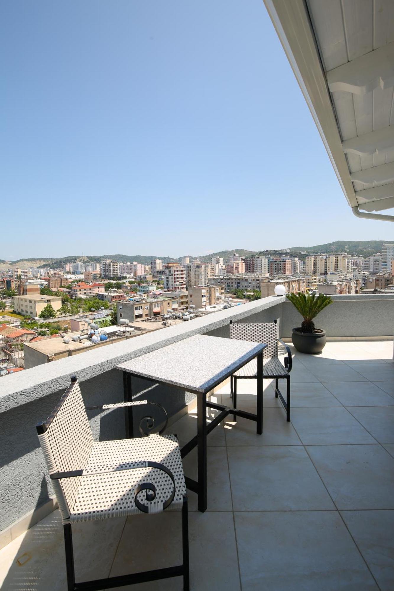 Queen Apartmets Vlore Bilik gambar